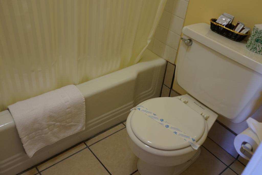 沙斯塔小屋酒店 雷丁 外观 照片