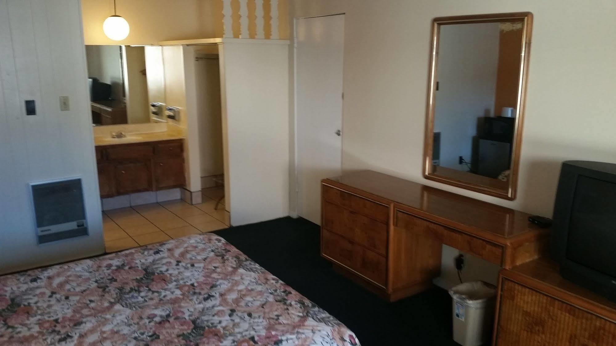 沙斯塔小屋酒店 雷丁 外观 照片